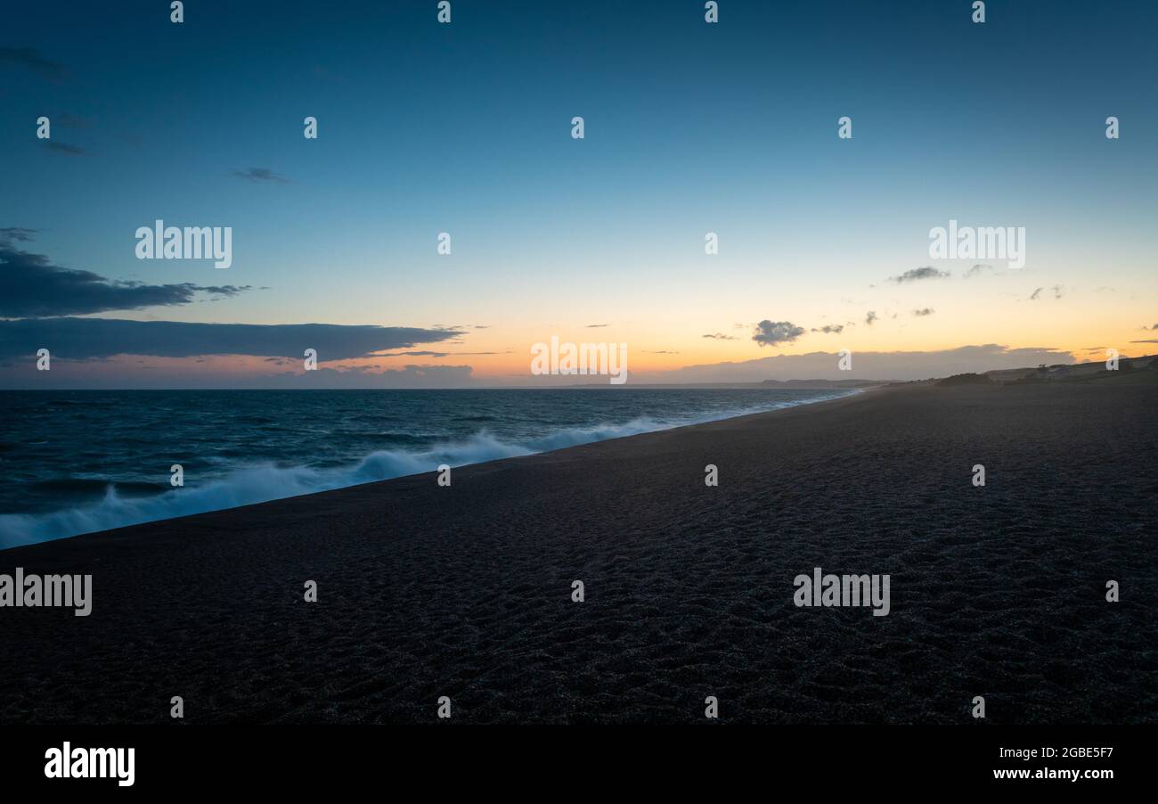 Fossil hunter beach hires stock photography and images Alamy