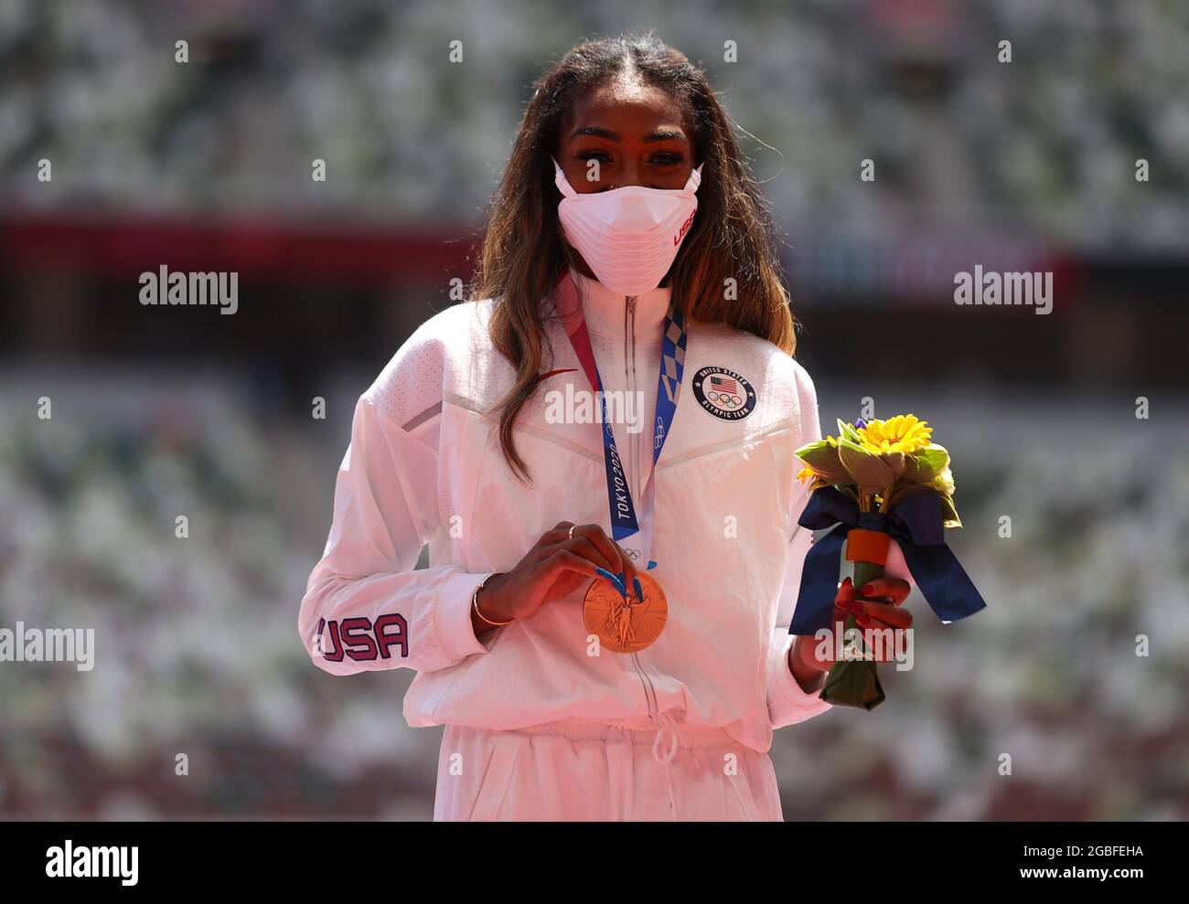 Womens 800m medal ceremony hires stock photography and images Alamy