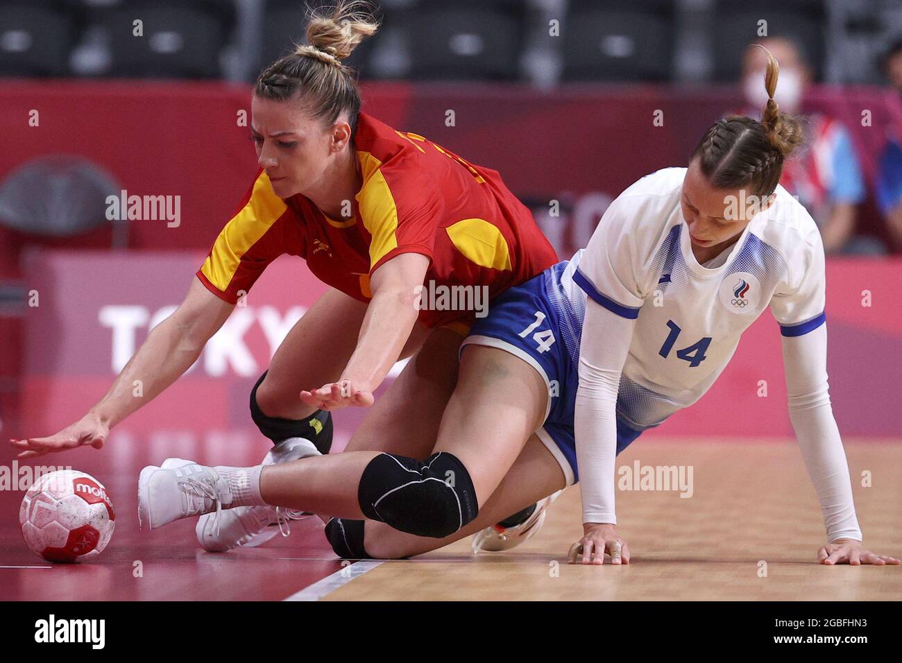 Tokyo Japan 4th Aug 2021 Athletes Jelena Despotovic L Of Montenegro And Polina Vedekhina Of Roc Struggle In A Women S Quarter Final Handball Match At The Yoyogi National Gymnasium As Part Of The