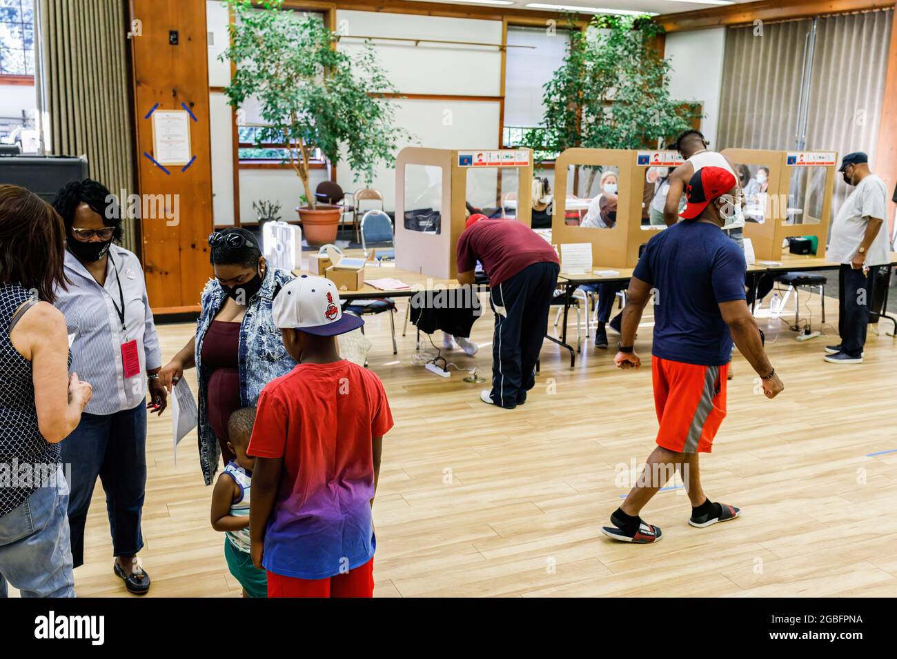 Shaker heights hires stock photography and images Alamy