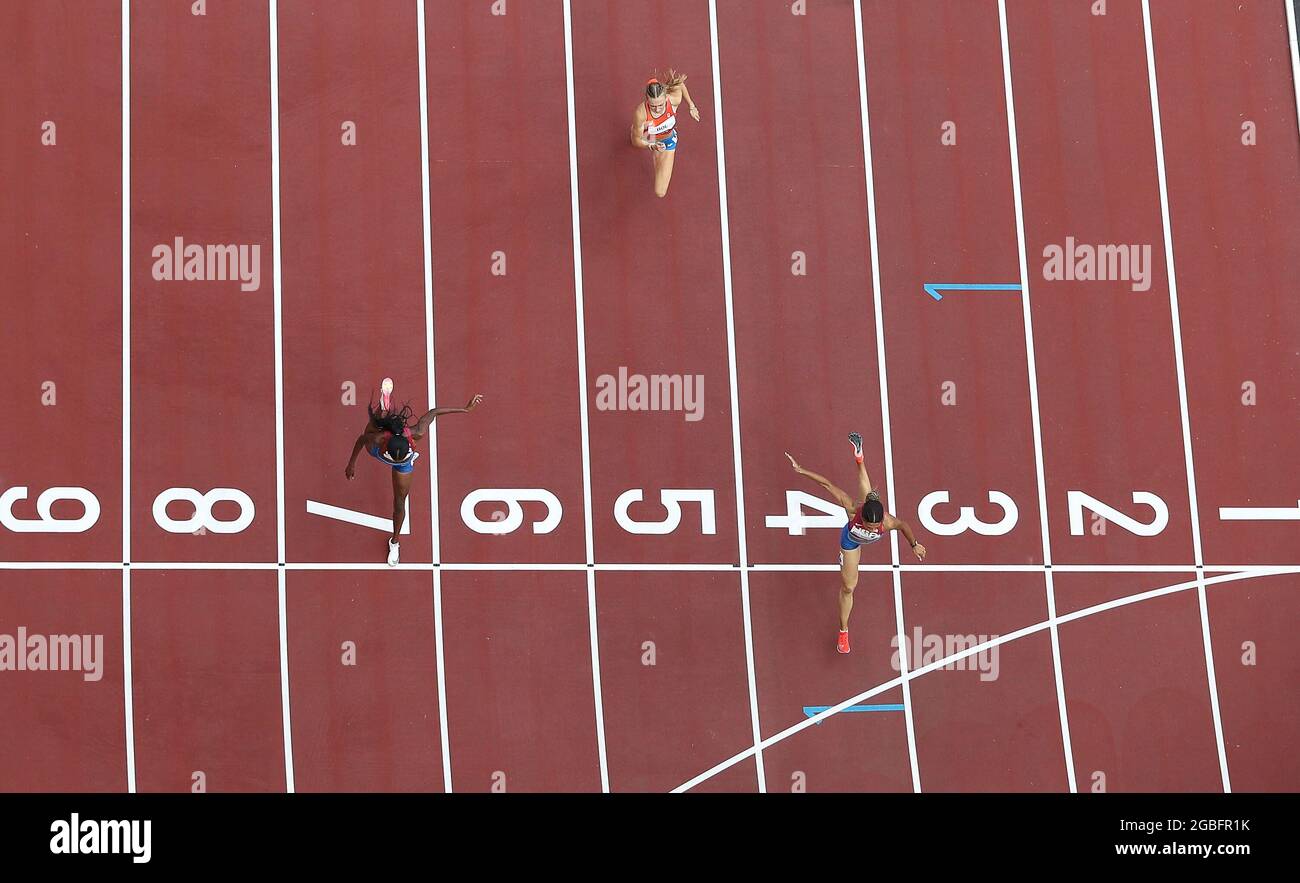 Tokyo, Japan. 4th Aug, 2021. Athletes compete during the Women's 400m Hurdles Final at the Tokyo 2020 Olympic Games in Tokyo, Japan, Aug. 4, 2021. Credit: Zeng Yao/Xinhua/Alamy Live News Stock Photo