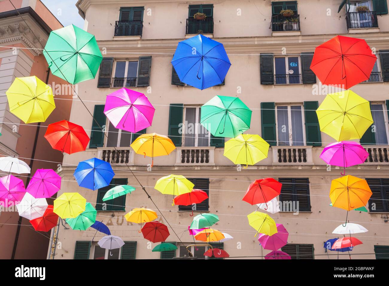 Floating umbrellas hi-res stock photography and images - Alamy