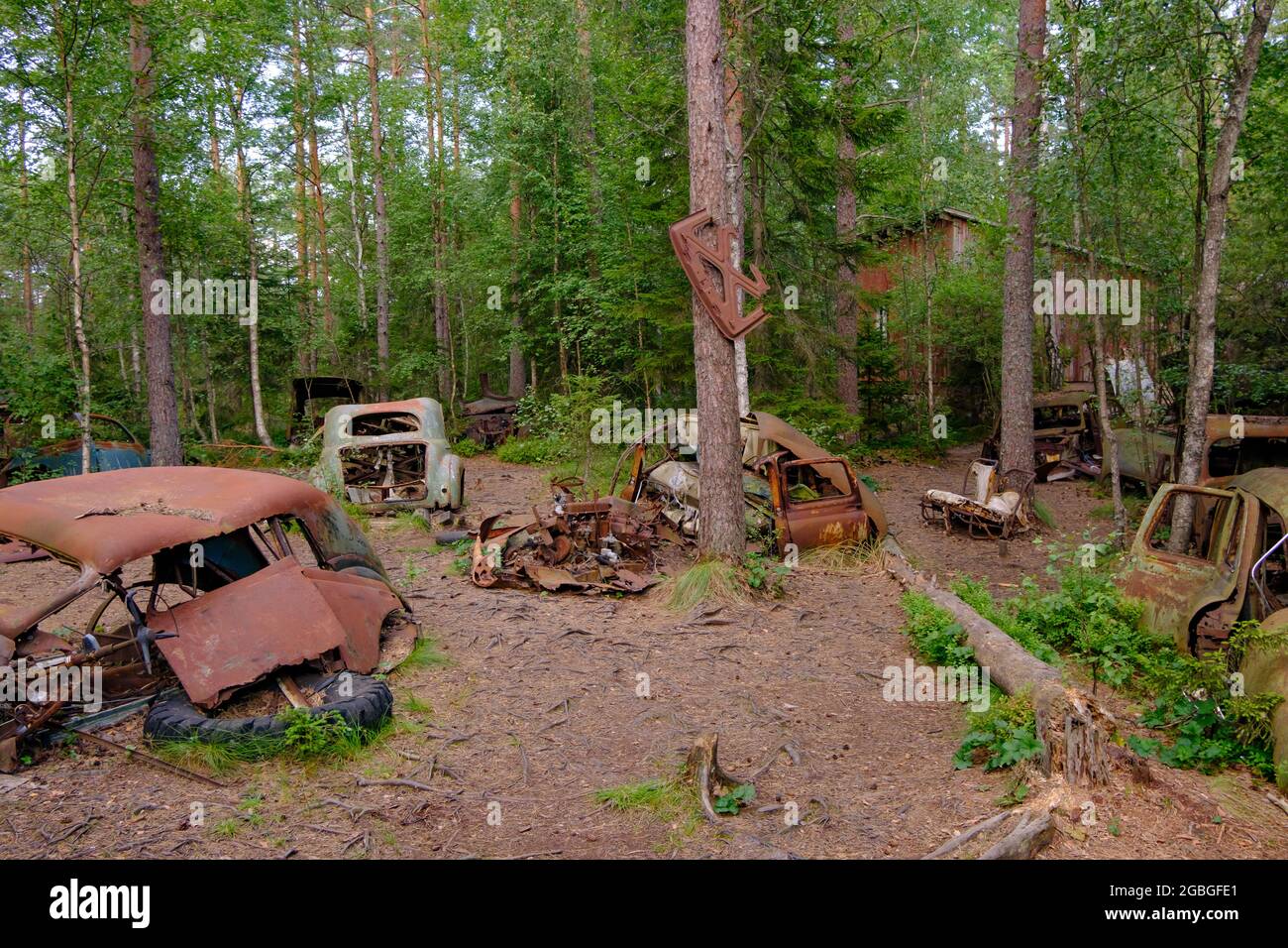 Vintage car accident in farm hi-res stock photography and images - Alamy