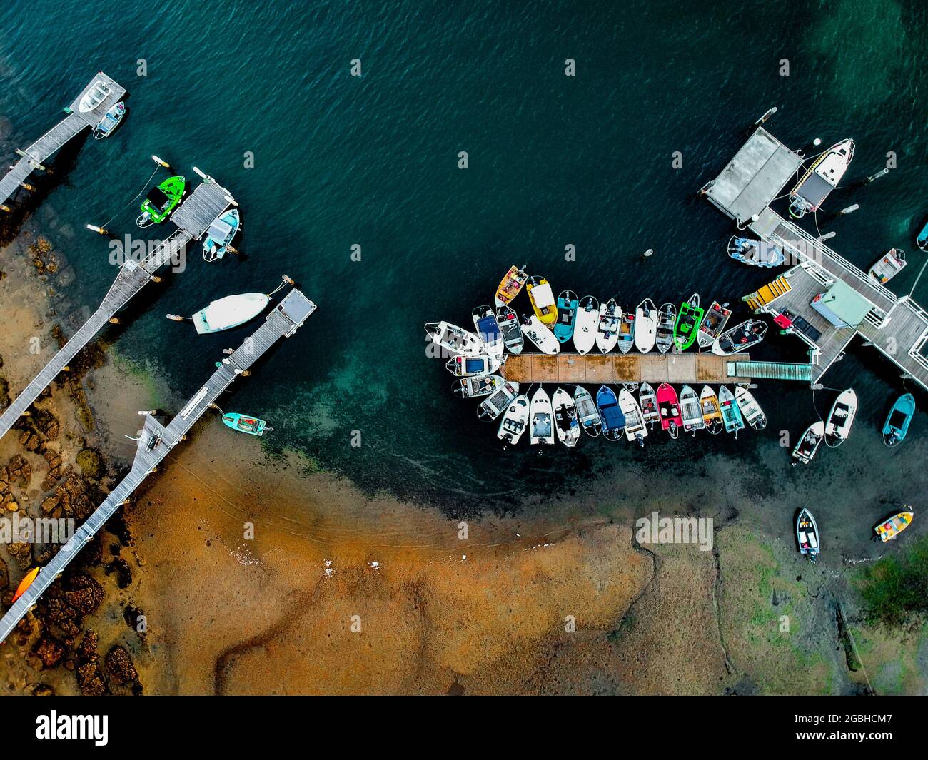 Aerial view land docked boats hi-res stock photography and images - Alamy