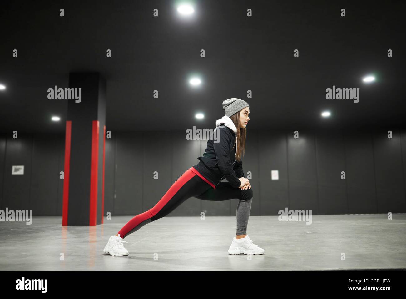 Warming outfit hi-res stock photography and images - Alamy
