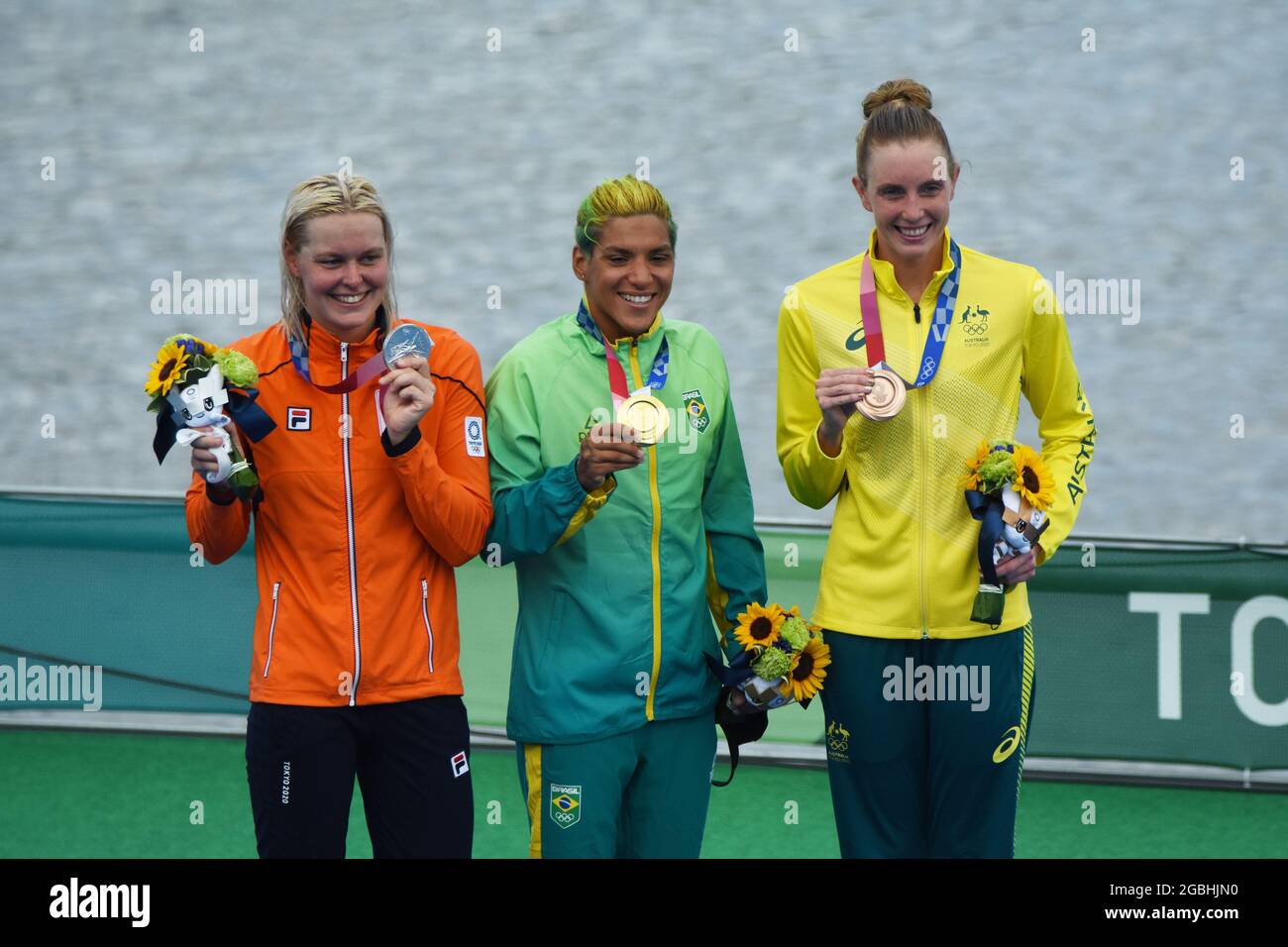 Tokyo, Japan. 04th Aug, 2021. Sharon Von Rouwendaal (NED), Ana Marcela Cunha (BRA), Kareena Lee (AUS), podium of women's 10km during the Olympic Games Tokyo 2020, Marathon swimming, on August 4, 2021 at Odaiba Marine Park in Tokyo, Japan - Photo Yoann Cambefort/Marti Media/DPPI Credit: Independent Photo Agency/Alamy Live News Stock Photo