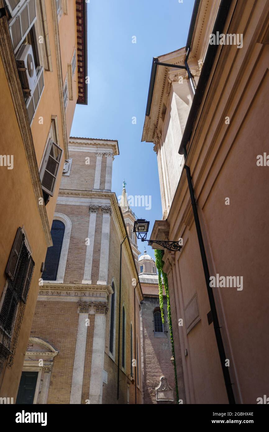 Tipical houses hi-res stock photography and images - Alamy