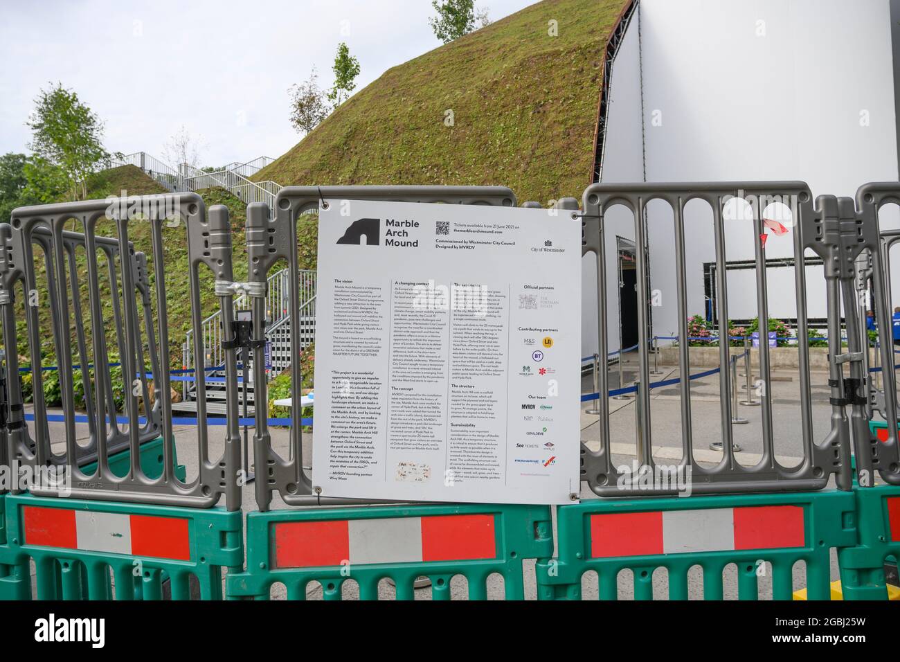 Platform mound hires stock photography and images Alamy