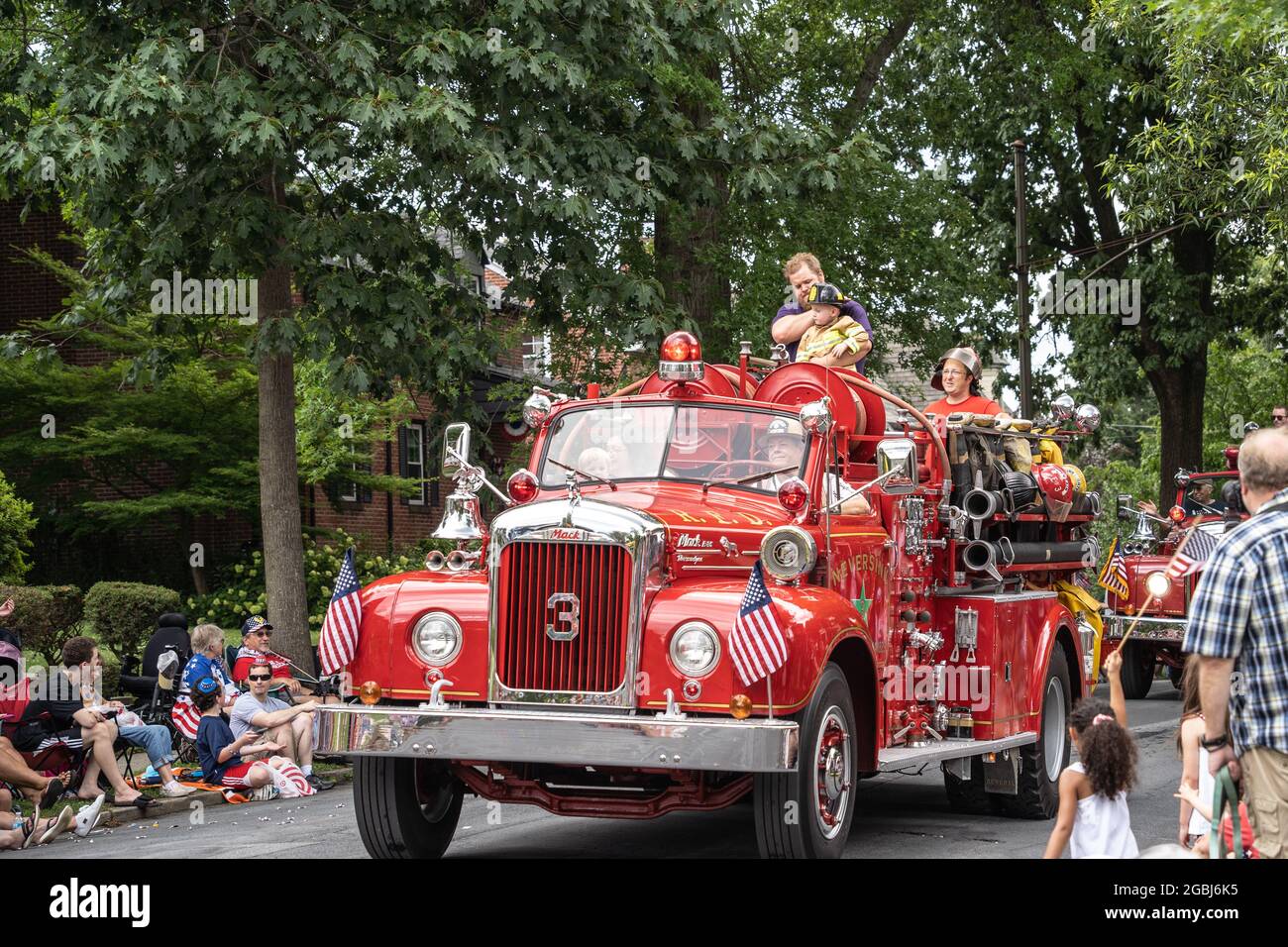 Wyomissing, Pennsylvania,-July 4, 2021: Vintage firetruck in 4th of July parade Stock Photo