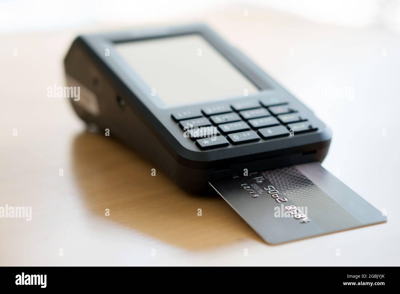Credit card reader Stock Photo - Alamy
