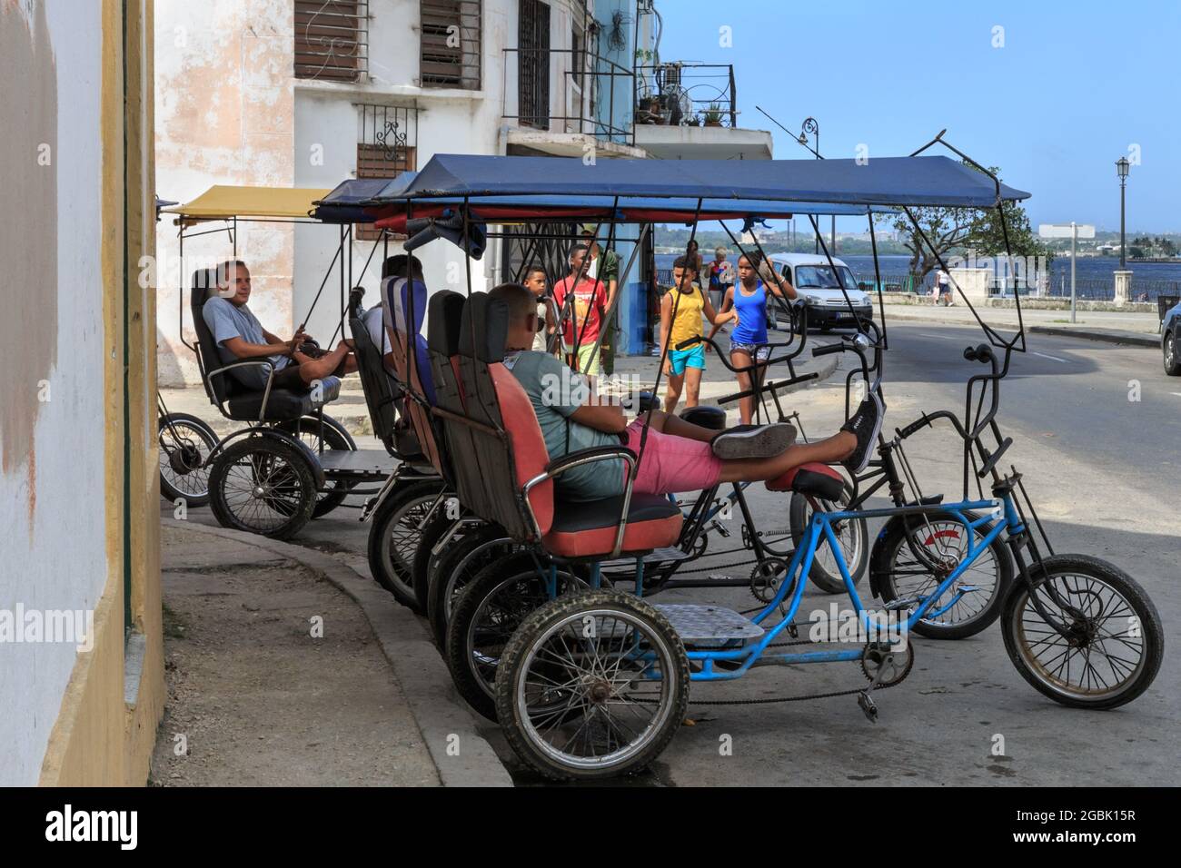Cycle tuktuk hi-res stock photography and images - Alamy