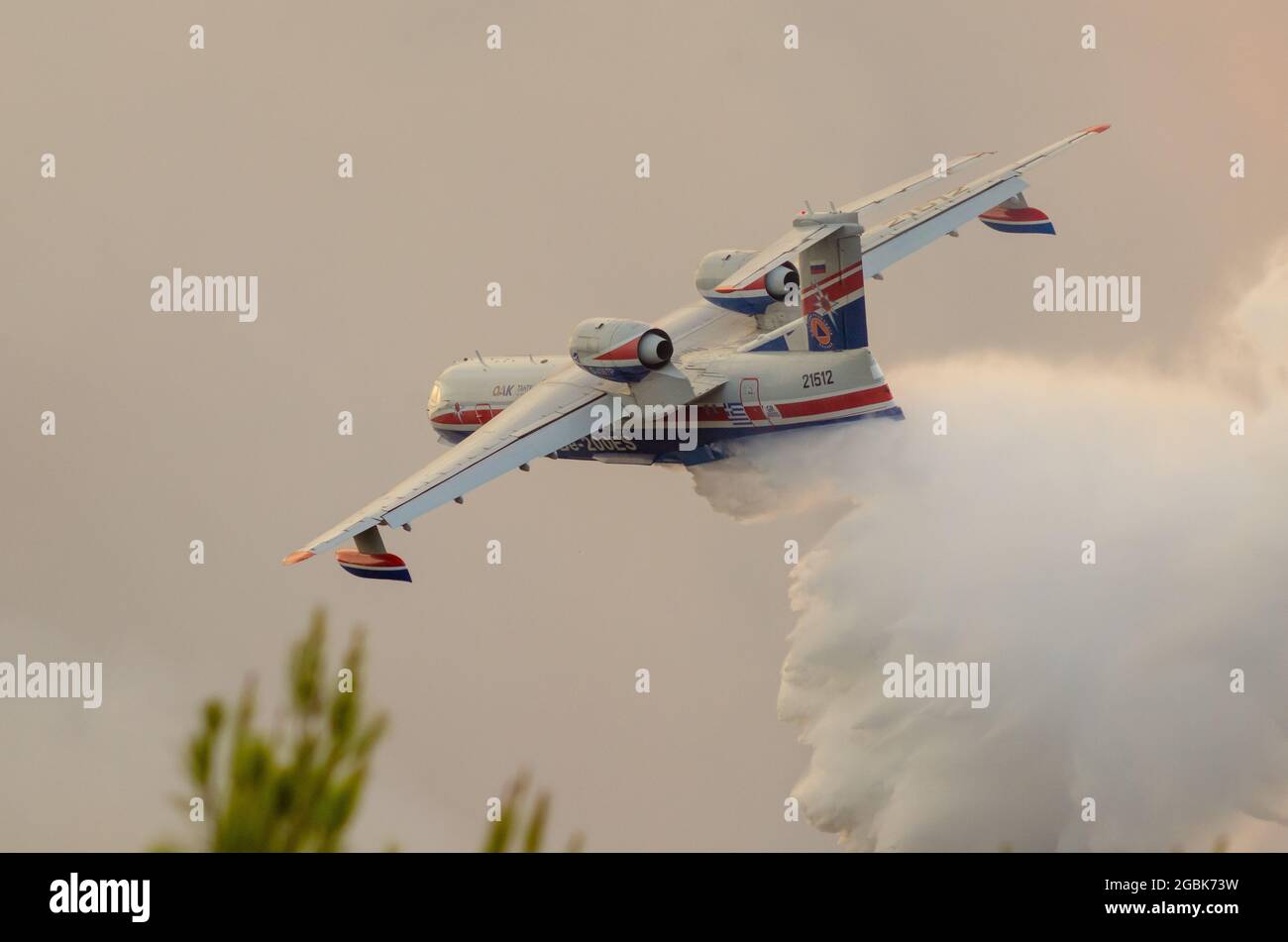 Beriev Be-200 watershow 