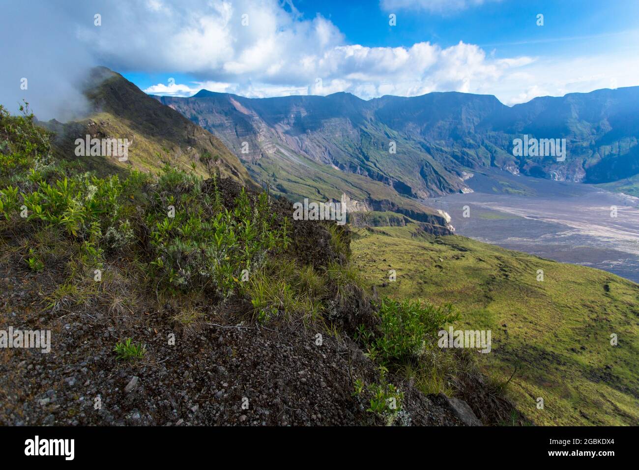 Tambora volcano at Sumbawa Insland, Indonesia Stock Photo Alamy