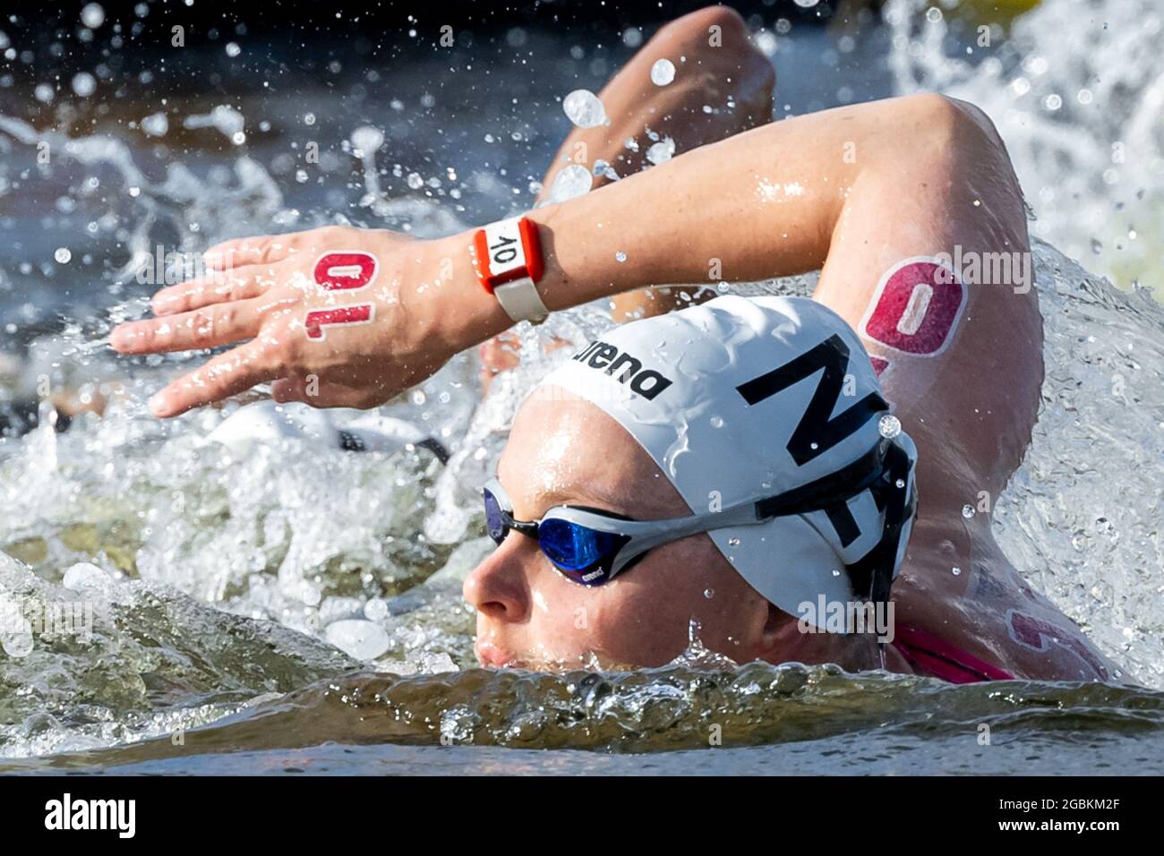 TOKYO, JAPAN - AUGUST 4: van ROUWENDAAL Sharon of the Netherlands competing in the MARATHON SWIMMING - 10KM WOMEN at the Tokyo 2020 Olympic Games  at Odaiba Marine Park on August 4, 2021 in Tokyo, Japan (Photo by Giorgio Scala / Deepbluemedia / Insidefoto/Orange Pictures) Stock Photo