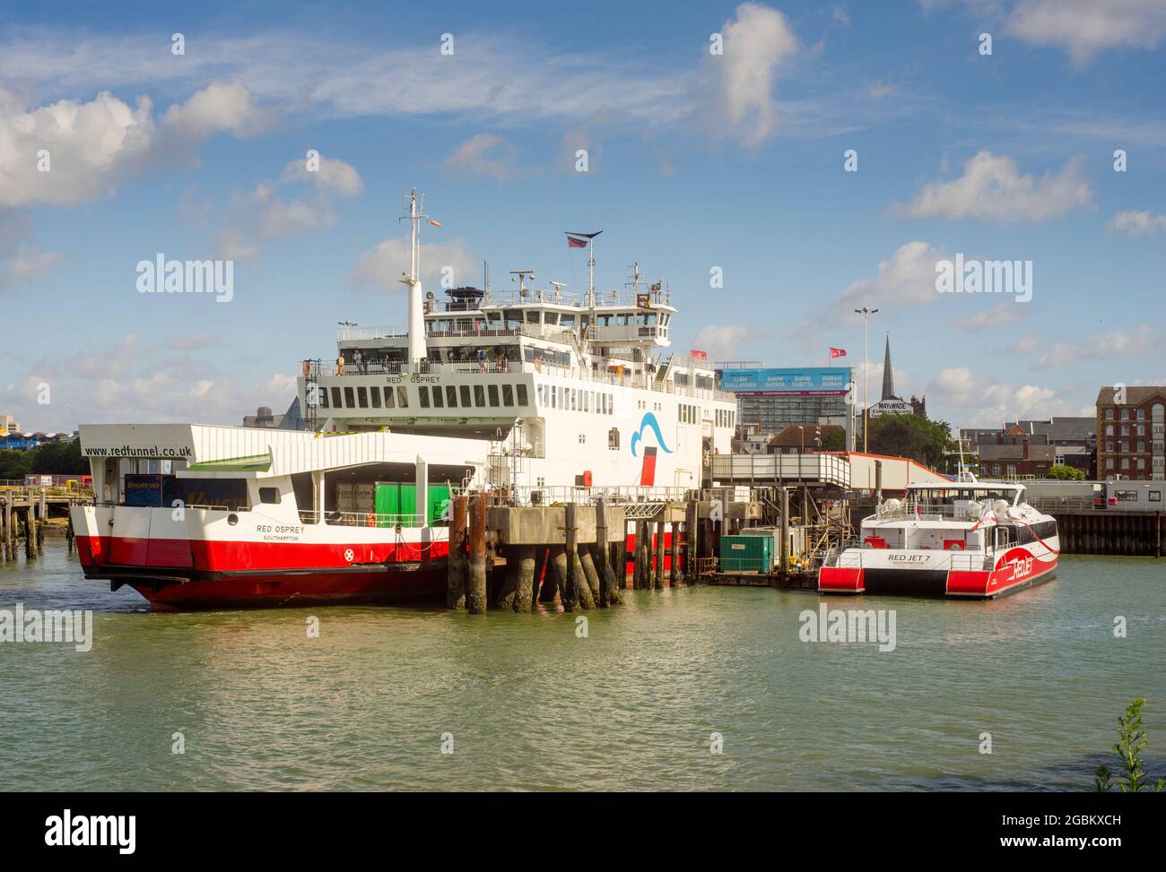 Red Funnel Isle of Wight ferry Red Osprey and Red Jet 7 fast catamaran alongside T1 terminal at Southampton Town Quay. Stock Photo
