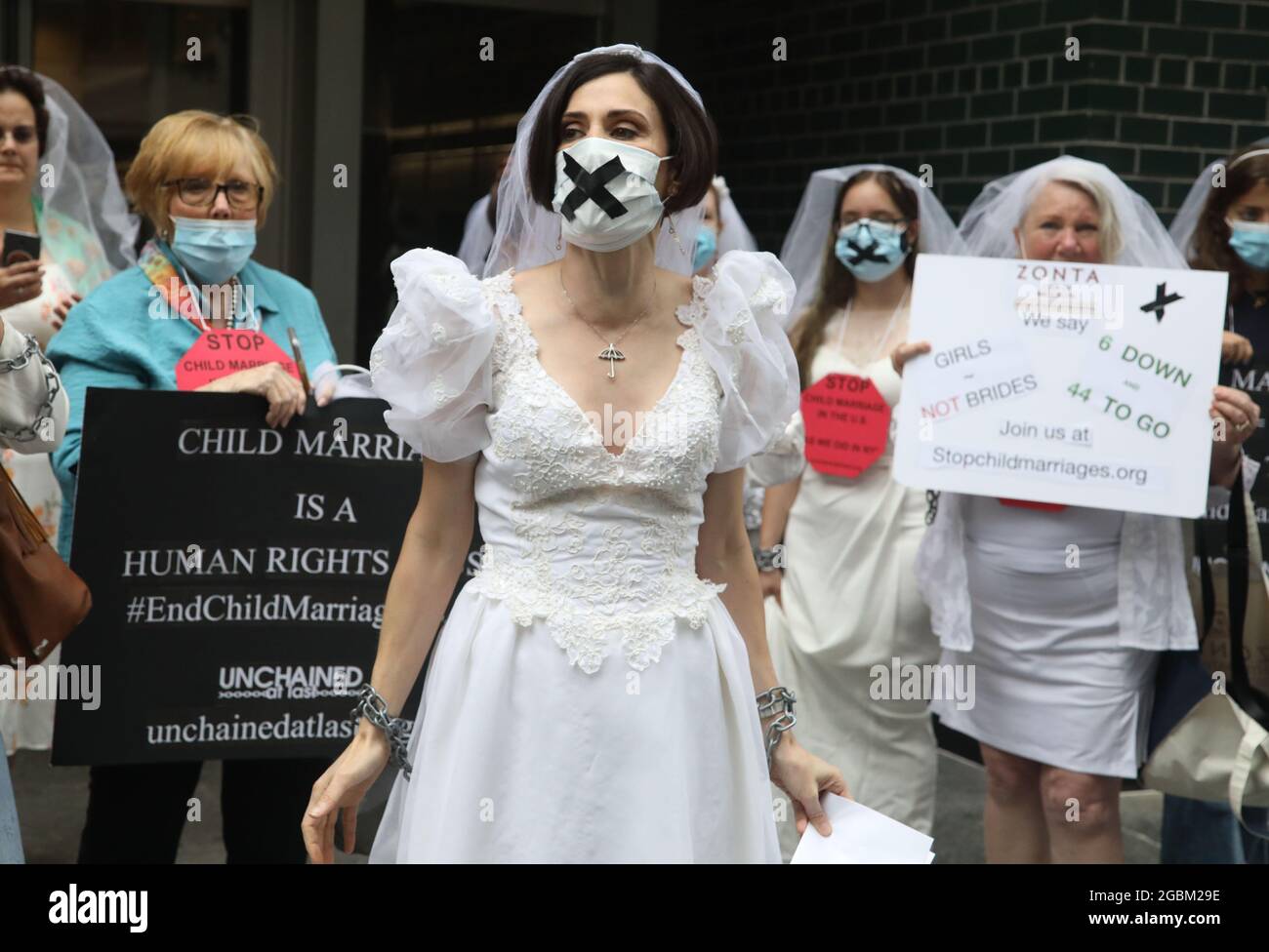 New York, New York, USA. 4th Aug, 2021. Activists protest against 'Child Marriage' laws which don't protest young girls, held outside Governor Cuomo's NYC office at 633 Third Avenue. (Credit Image: © Nancy Kaszerman/ZUMA Press Wire) Stock Photo