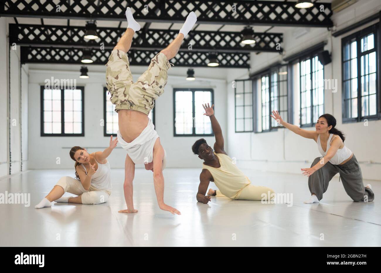 Dancers is doing exercises in class Stock Photo Alamy