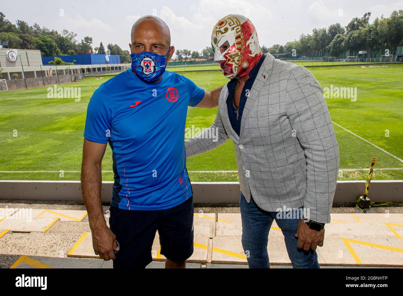 Mexico City, Mexico, August 4, 2021: Wrestler Dr Wagner meets with Oscar Perez  at press conference at La Noria, high performance center of the Cruz Azul football team. Credit: Ricardo Flores / Eyepix Group/Alamy Live News Stock Photo