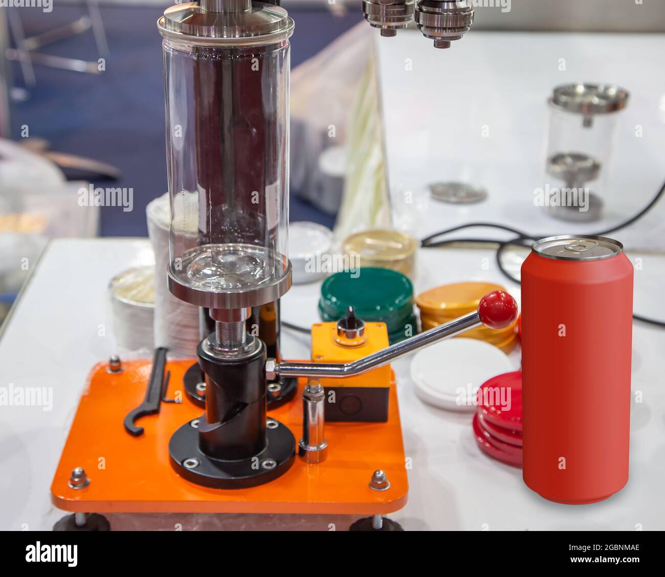 Single head can sealing machine. Tin can seamer machinery. Food