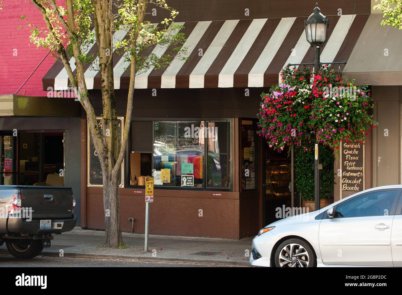 The West Seattle location of Bakery Nouveau in Seattle, WA. Stock Photo