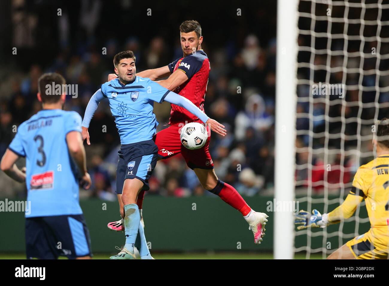 SYDNEY, AUSTRALIA - JUNE 19: Tomi Juric of Adelaide United heads the ball on goal during the A-League semi-final soccer match between Sydney FC and Adelaide United on June 19, 2021 at Netstrata Jubilee Stadium in Sydney, Australia. Credit: Pete Dovgan/Speed Media/Alamy Live News Stock Photo