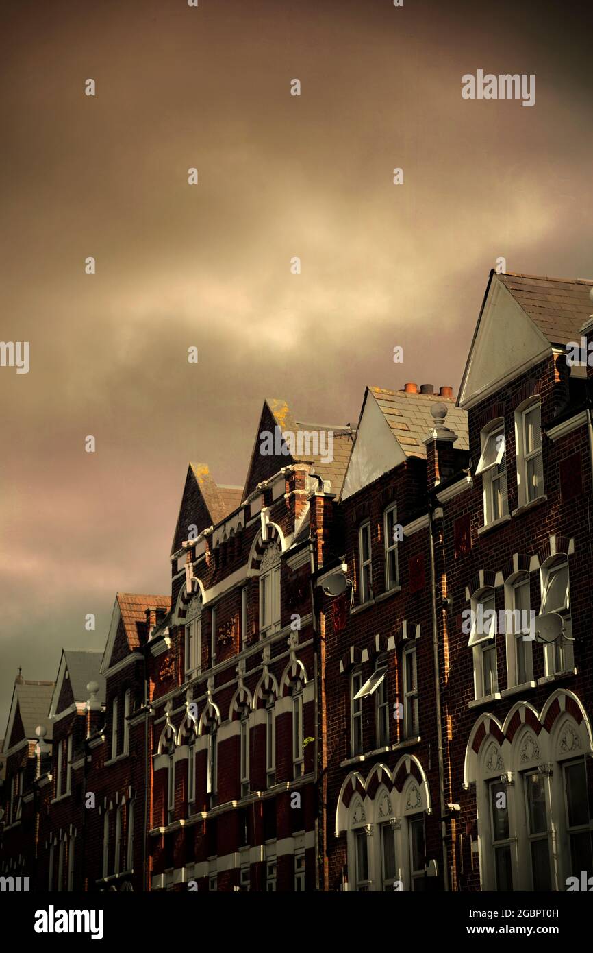 Victorian buildings terrace hi-res stock photography and images - Alamy