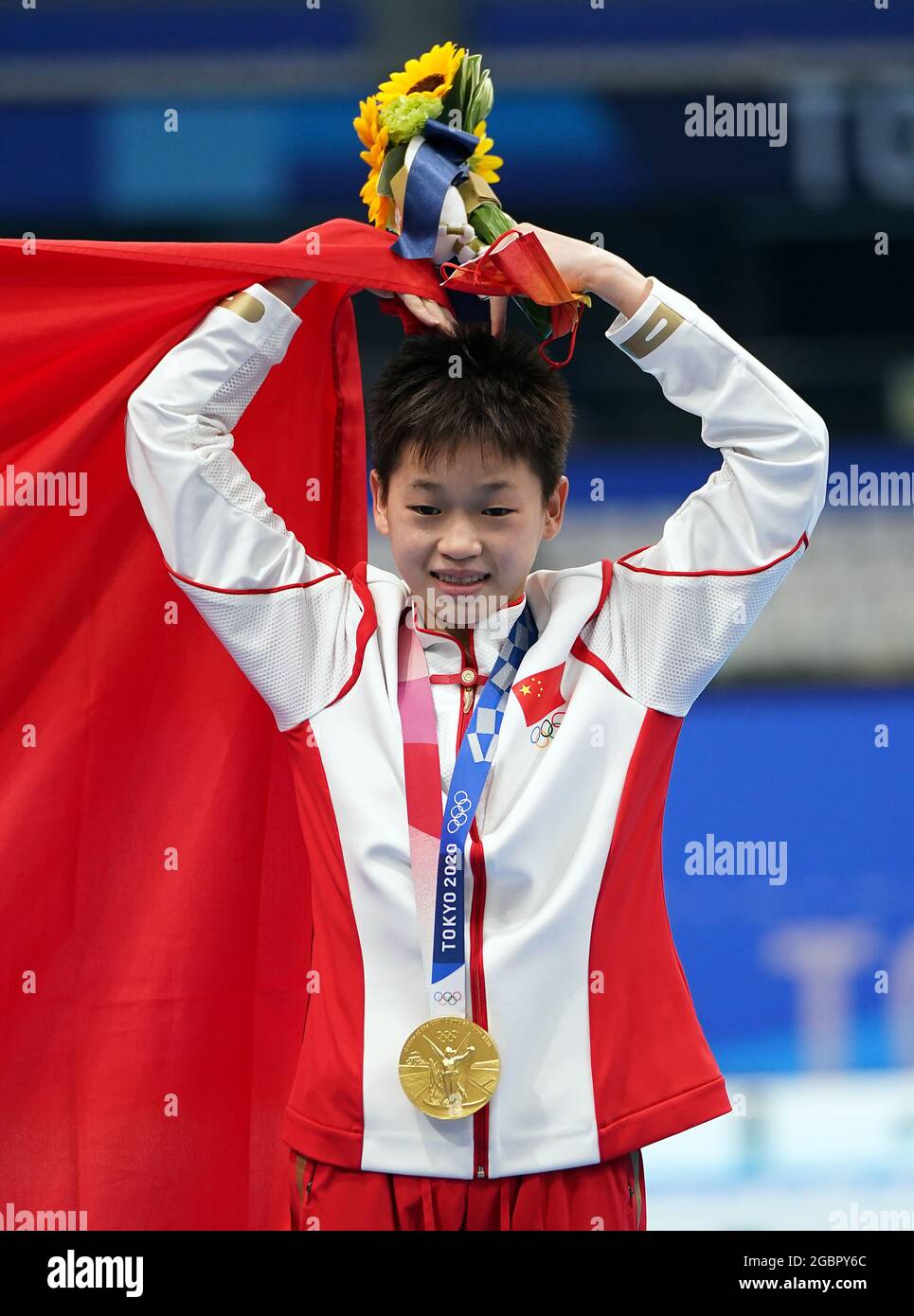 China’s Quan Hongchan with her Gold medal for the Women's 10m Platform