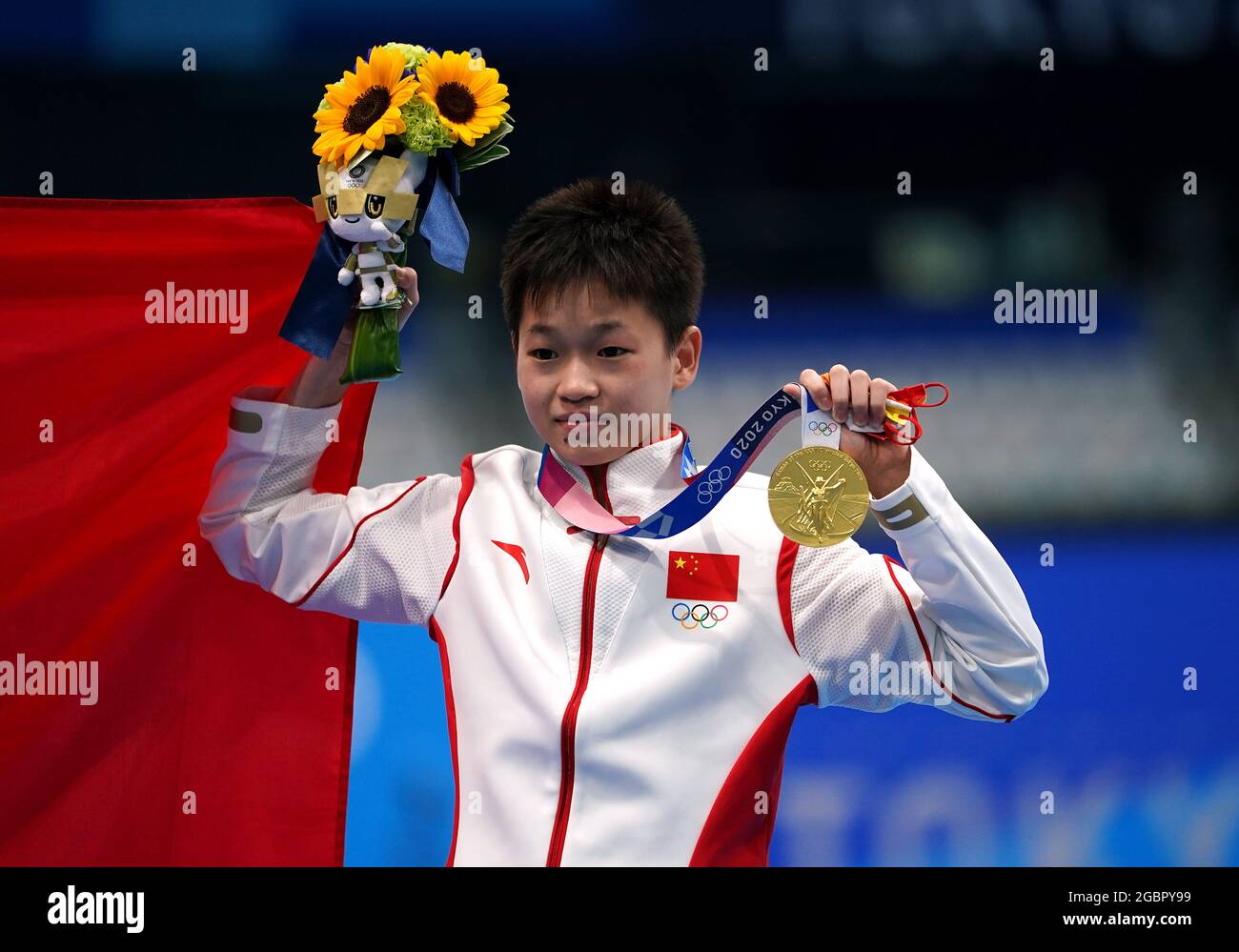 China’s Quan Hongchan with her Gold medal for the Women's 10m Platform