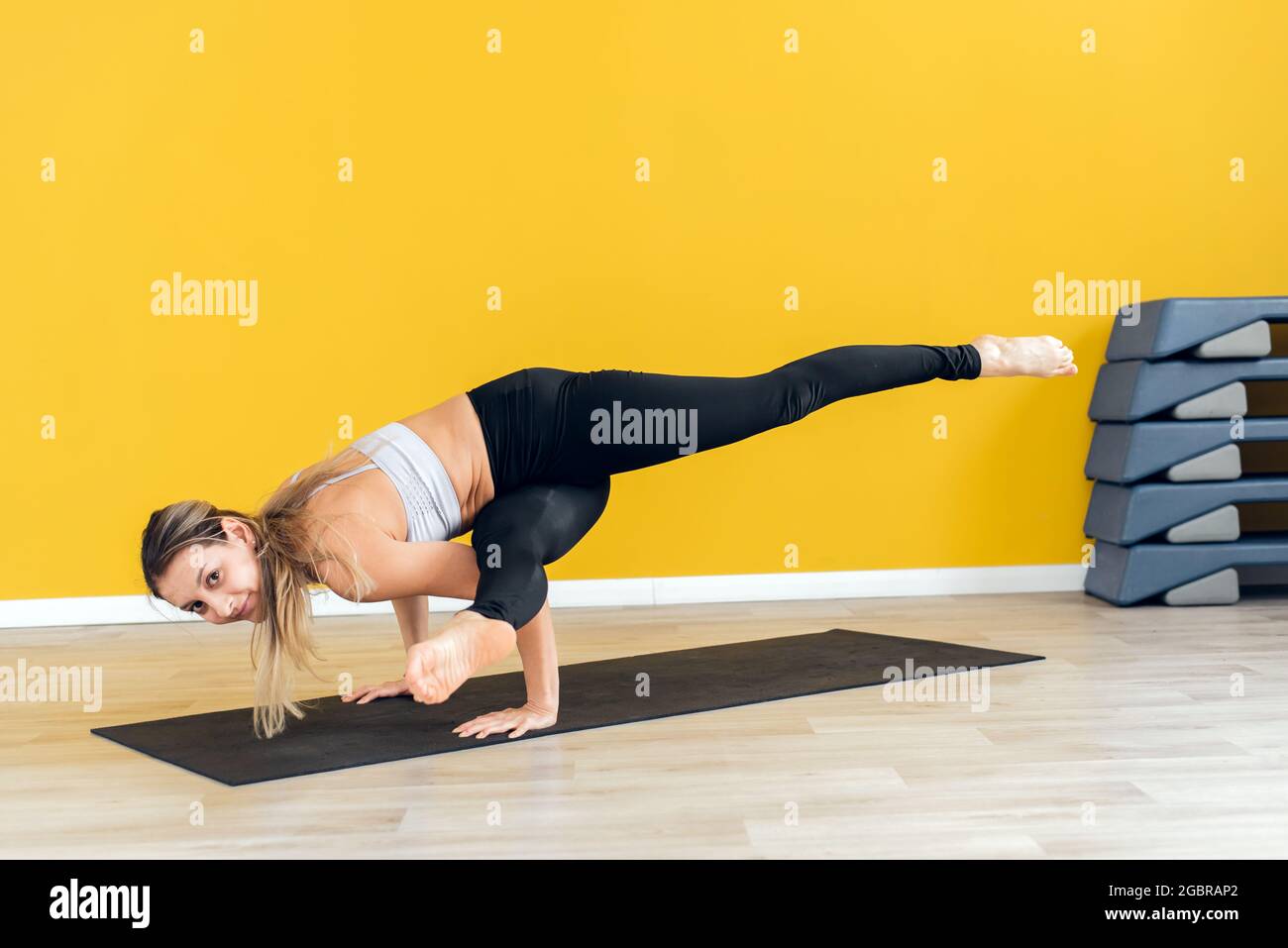 Beautiful yoga woman in handstand hi-res stock photography and images -  Alamy