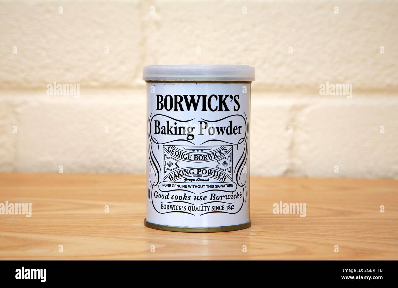Baking powder container hi-res stock photography and images - Alamy