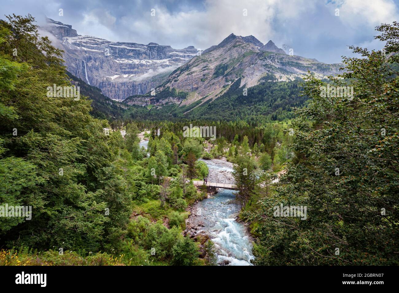 The Cirque De Gavarnie Is A Cirque In The Central Pyrenees In Southwestern France Close To The Border Of Spain It Is Within The Commune Of Gavarnie Stock Photo Alamy