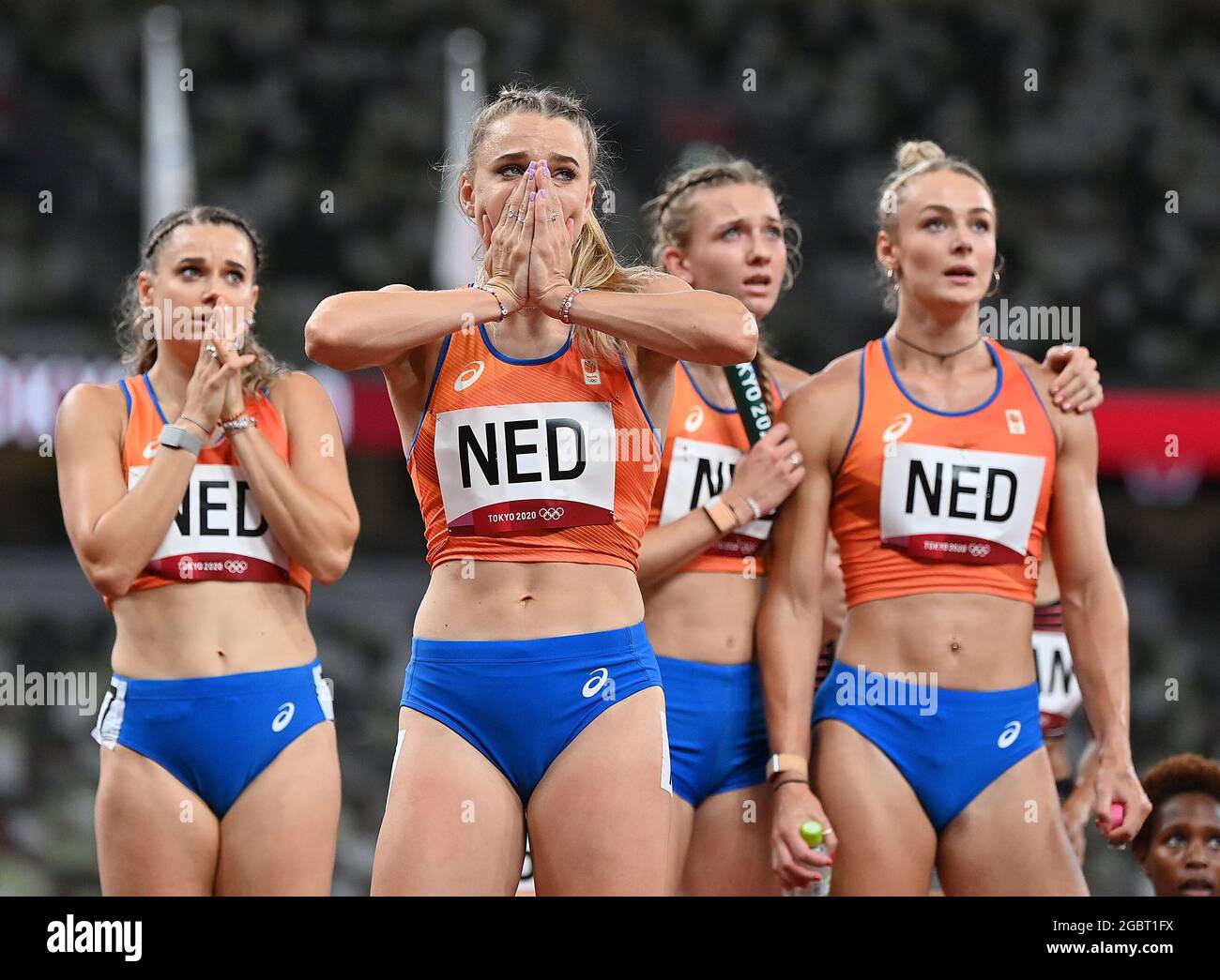 Tokyo, Japan. 5th Aug, 2021. Team members of the Netherlands react
