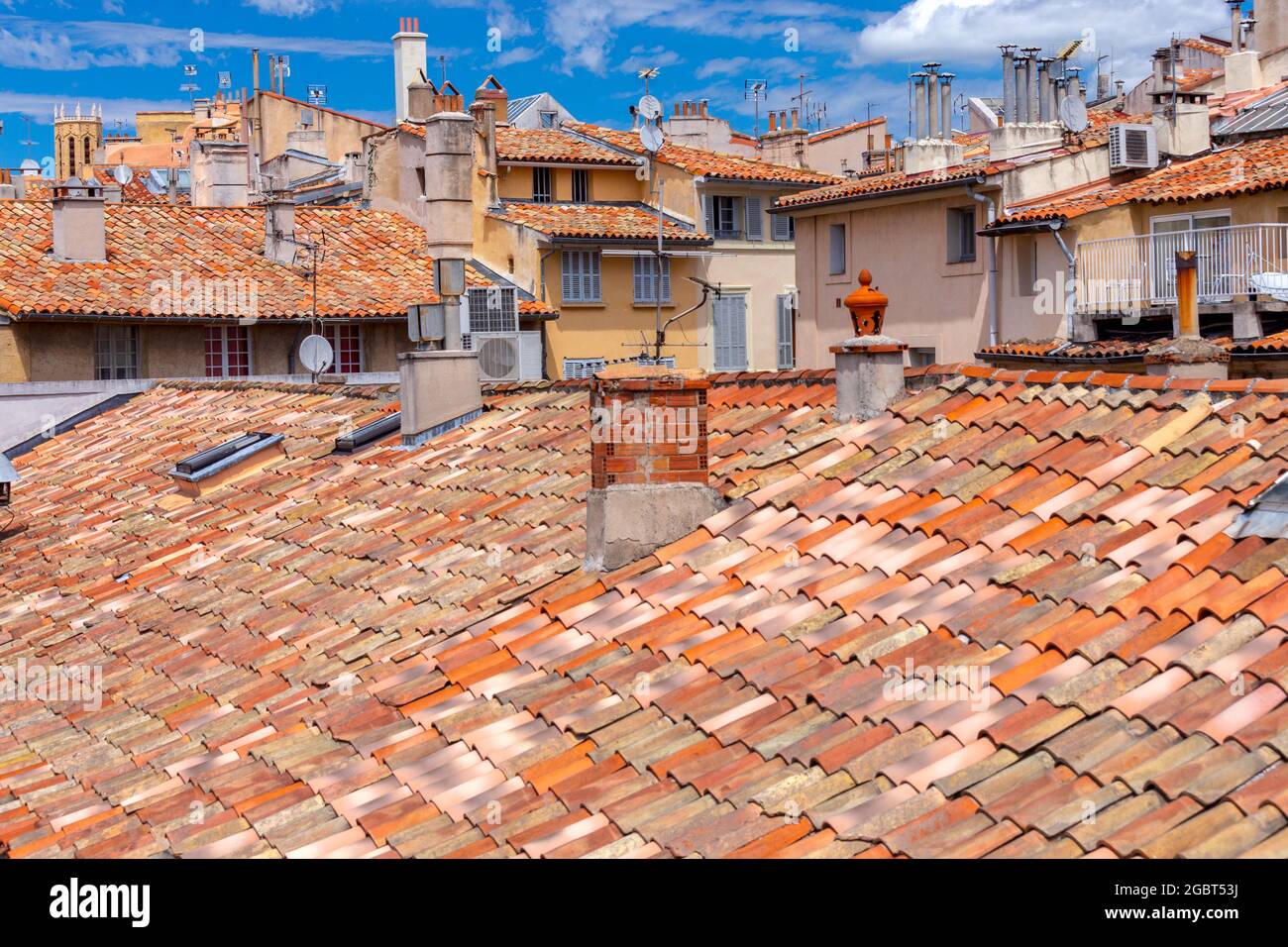 Aix en provence city aerial hi-res stock photography and images - Alamy