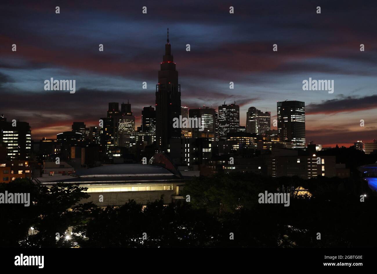 Tokyo 2020 Olympic Stadium Skyline Hi res Stock Photography And Images tokyo-2020-olympic-stadium-skyline-hi-res-stock-photography-and-images