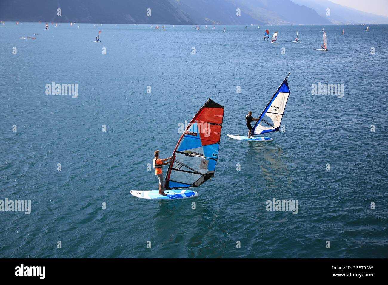 Windsurfing on Lake Garda Stock Photo Alamy