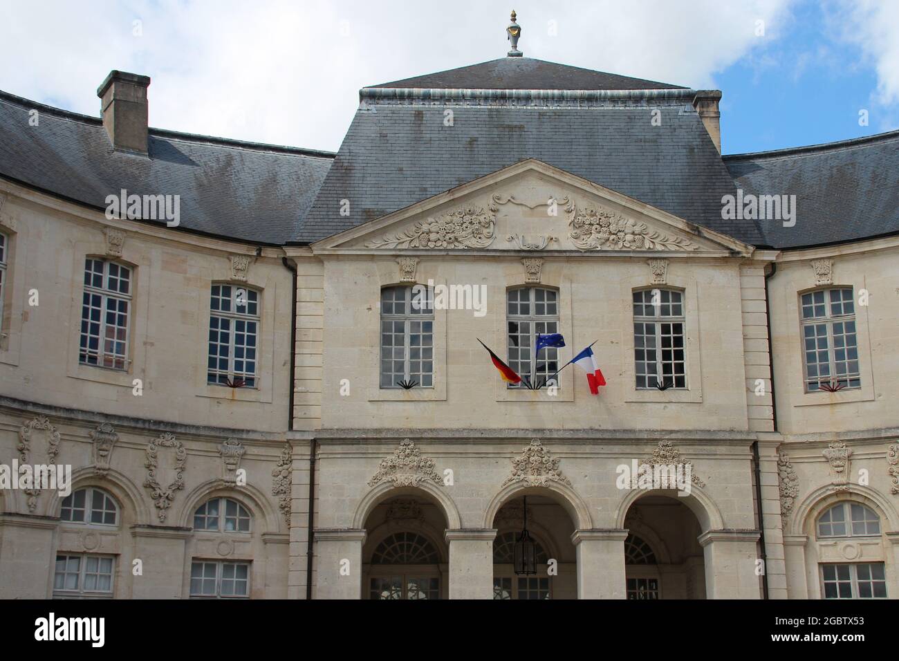 episcopal palace in verdun in lorraine (france Stock Photo Alamy