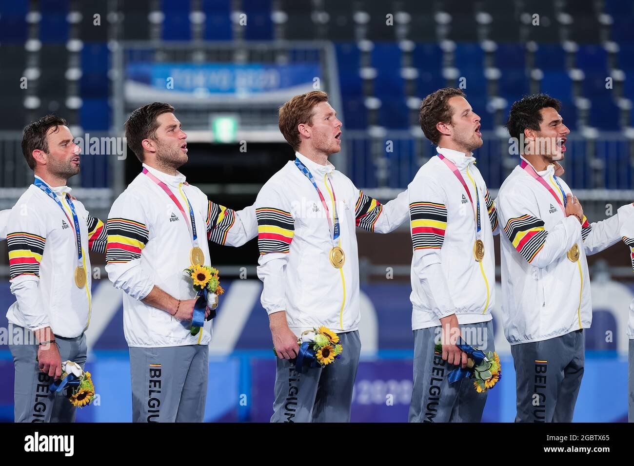 Tokyo, Japan, 5 August, 2021. Belgium players since their anthem during the Men's Hockey Gold Medal match between Australia and Belgium on Day 13 of the Tokyo 2020 Olympic Games. Credit: Pete Dovgan/Speed Media/Alamy Live News Stock Photo