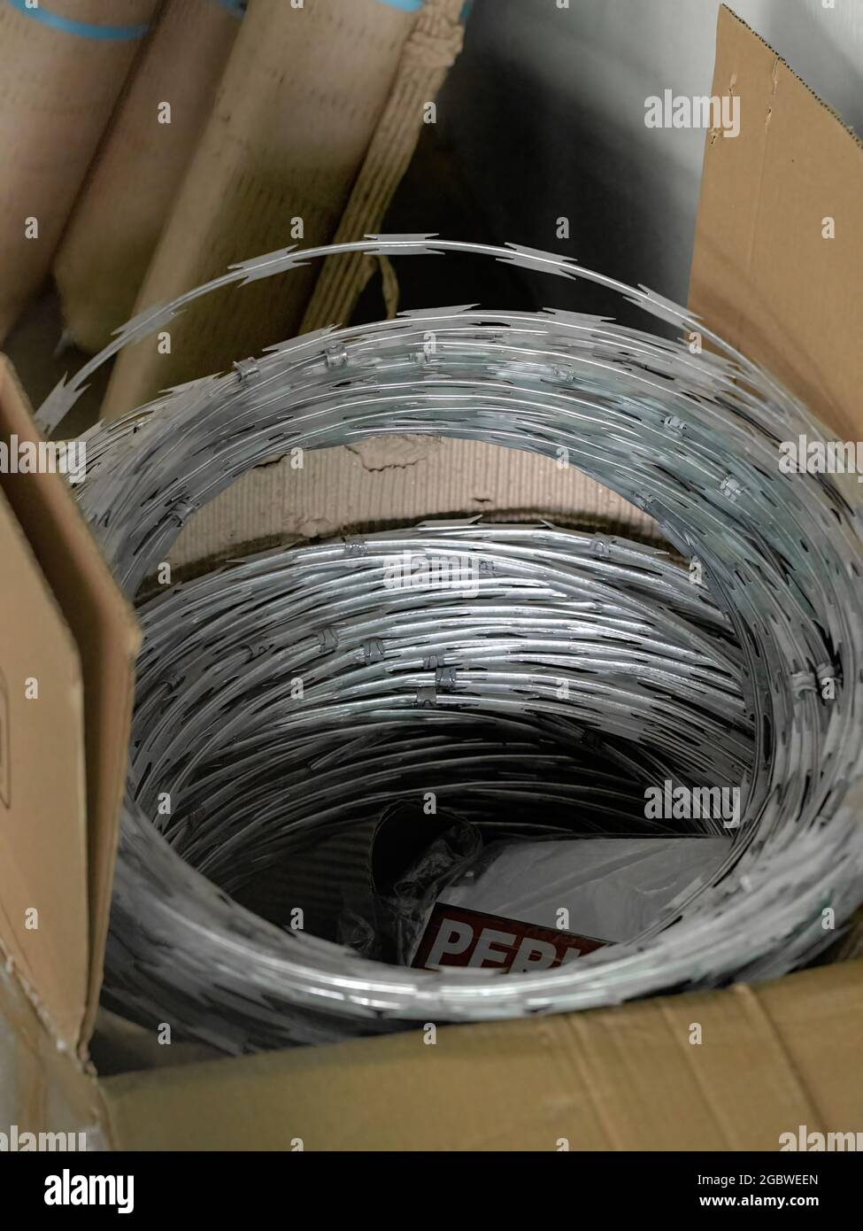 Concertina barricade hires stock photography and images Alamy