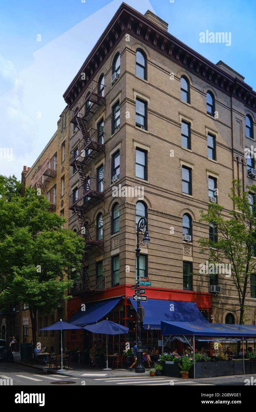 Building where Friends' apartment was shot in series, New York City Stock Photo