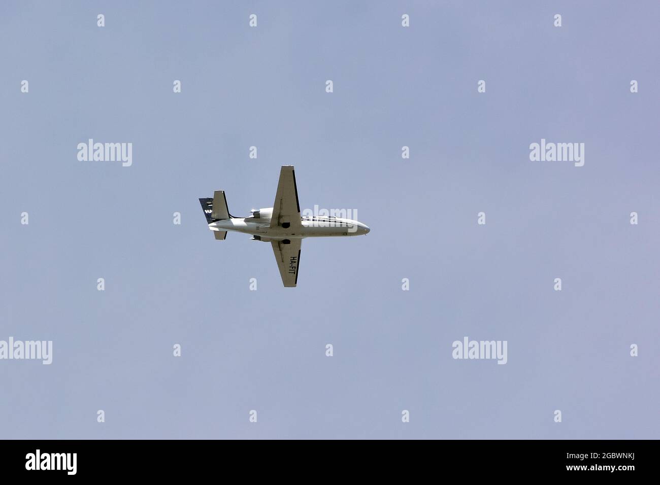 Small Airliners High Resolution Stock Photography And Images Alamy Small Airliners High Resolution Stock Photography And Images Alamy