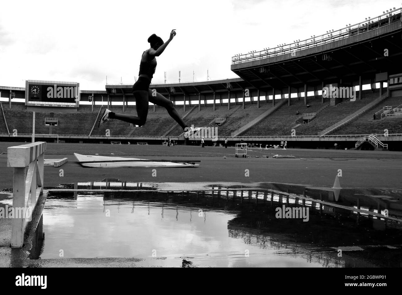 Tokyo 2020 Olympics Ugandan steeplechase Gold medallist, Peruth Chemutai, competing at the Mandela National Stadium, Namboole, Kampala in April 2014 Stock Photo