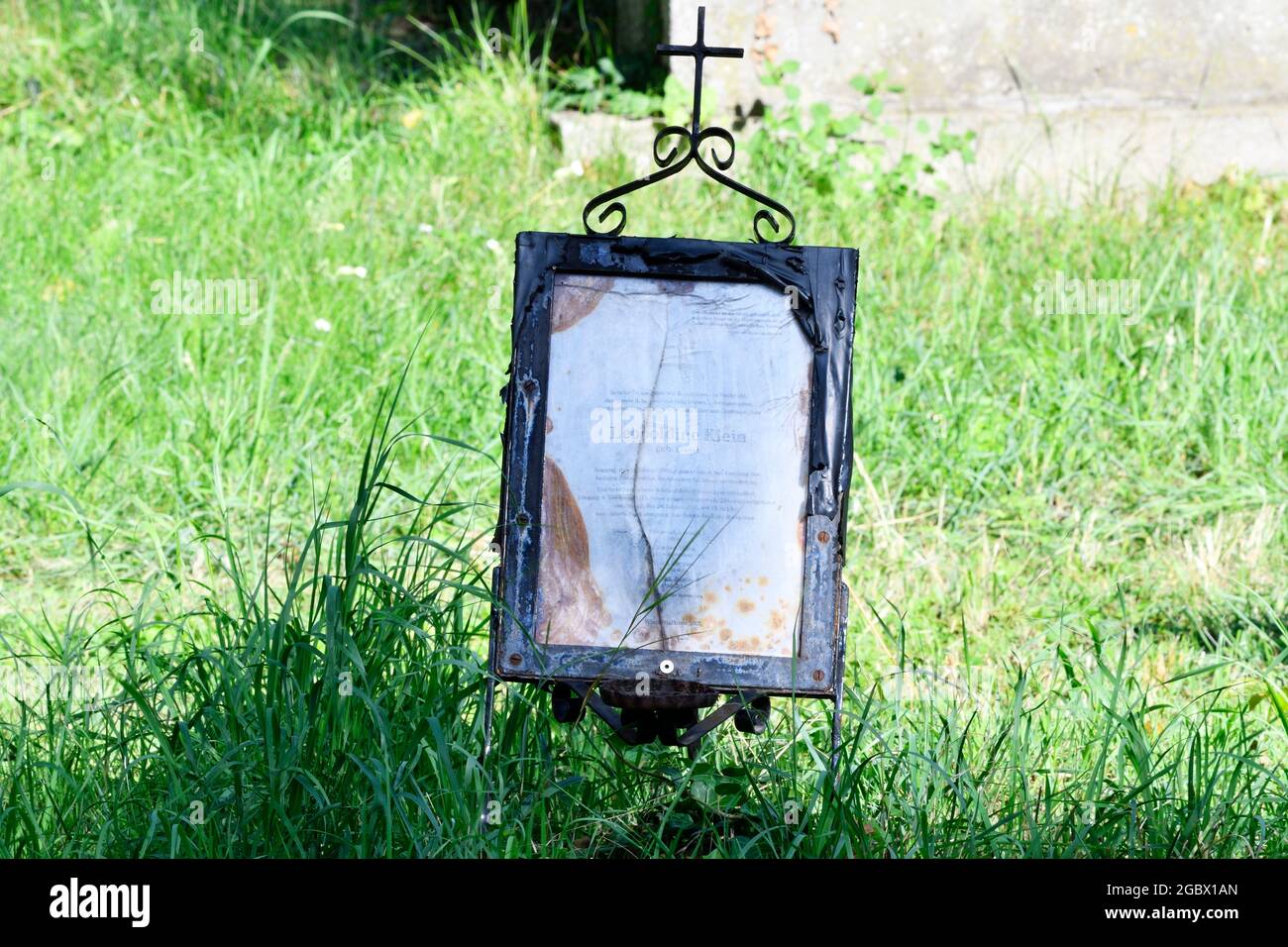 Vienna, Austria. Lonely grave at the Vienna Central Cemetery Stock Photo