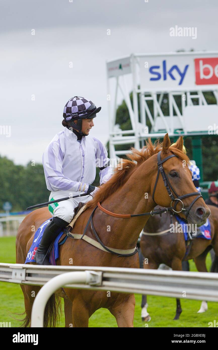 Bryony frost hires stock photography and images Alamy