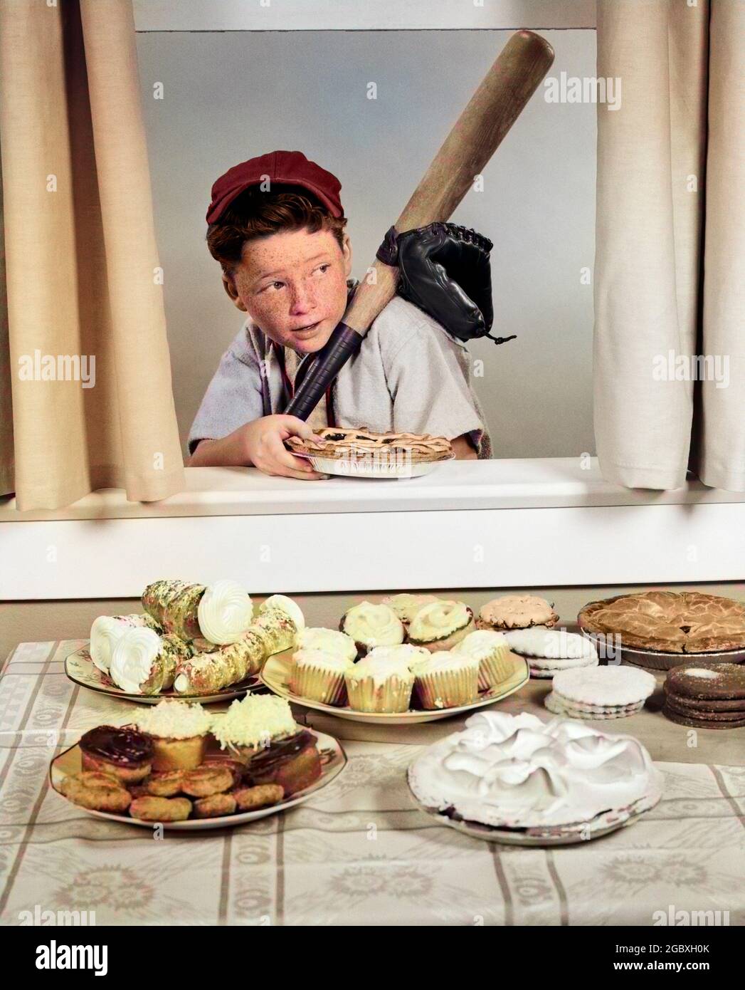 1950s BOY IN BASEBALL GARB WITH BAT SNEAKING PIE THROUGH OPEN WINDOW - j612c HAR001 HARS JUVENILE FEAR SECURITY SWEET MYSTERY SNACK COOKIE STUDIO SHOT HEALTHINESS HOME LIFE PEOPLE CHILDREN PHYSICAL FITNESS ADOLESCENT TABLECLOTH RISK BAKED DESSERT AMERICANA ICING FOODS STEALING SNACK FOODS WINDOWS THIEF PASTRY CUPCAKE SNACKS SINGULAR TEMPTATION MERINGUE HEAD AND SHOULDERS GOODS MISCHIEF ARCHIVAL BAKED GOODS SNACK FOOD MITT CHOICE EXCITEMENT TABLETOP FROSTING SNEAKING PRETEEN SUGARY FROSTED BASEBALL GLOVE BASEBALL HAT ESCAPE SNEAKY BASEBALL CAP BASEBALL MITT LADYFINGER OPEN WINDOW PRE-TEEN Stock Photo