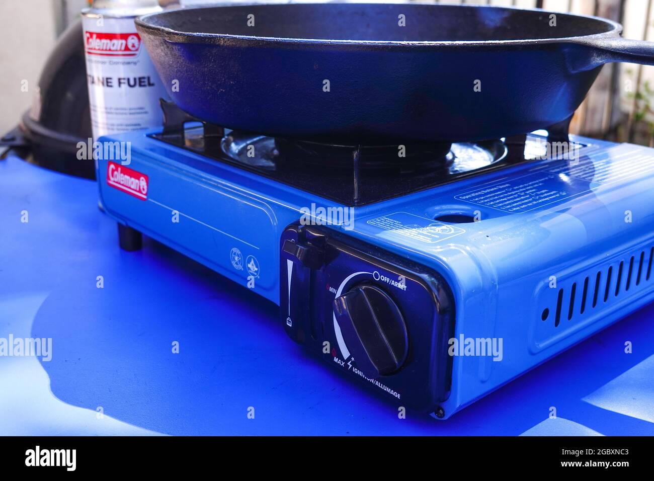 Butane gas cylinder hires stock photography and images Alamy