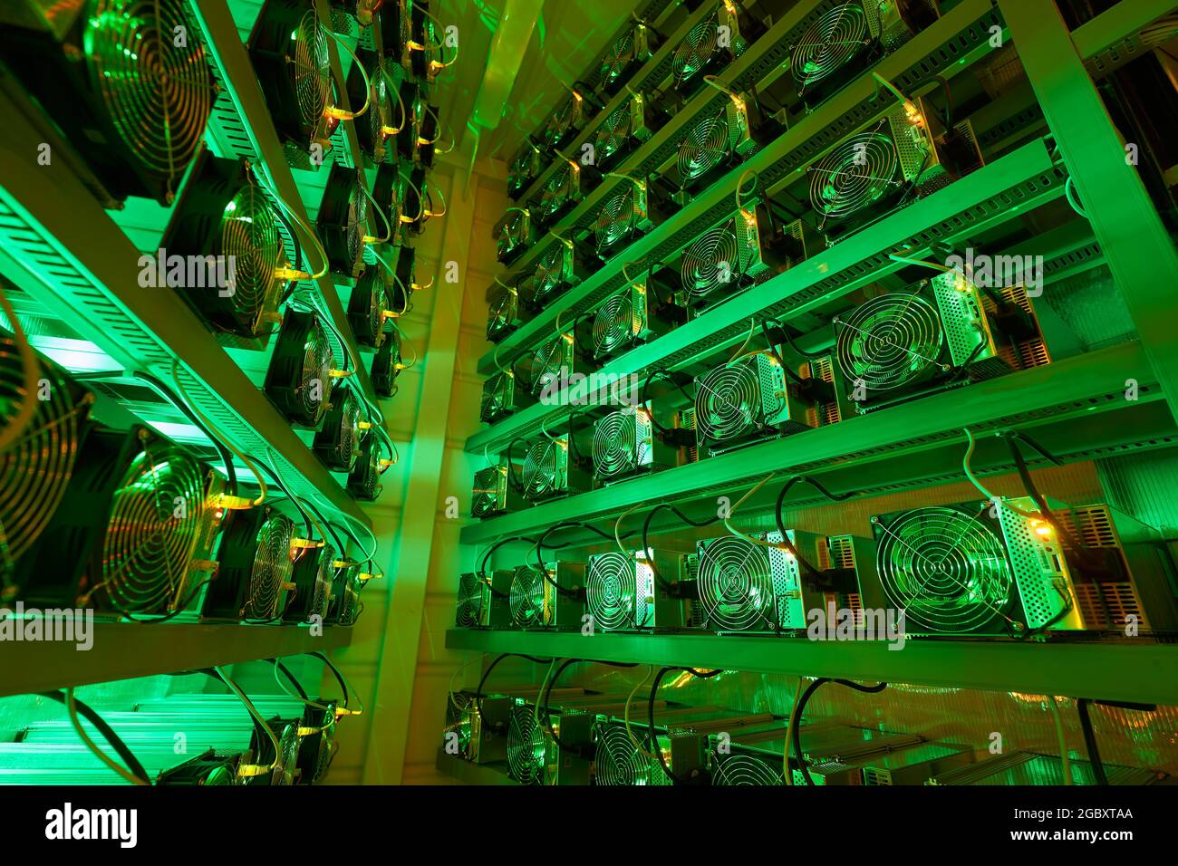 Crypto currency mining server hi-res stock photography and images - Page 5  - Alamy
