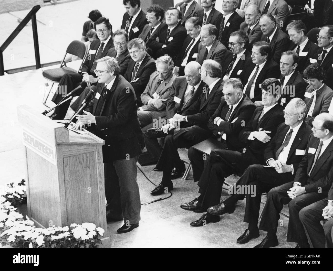 Austin Texas USA, 1987: White male business leaders from central Texas attend groundbreaking ceremony for Sematech research consortium's building in east Austin. ©Bob Daemmrich Stock Photo