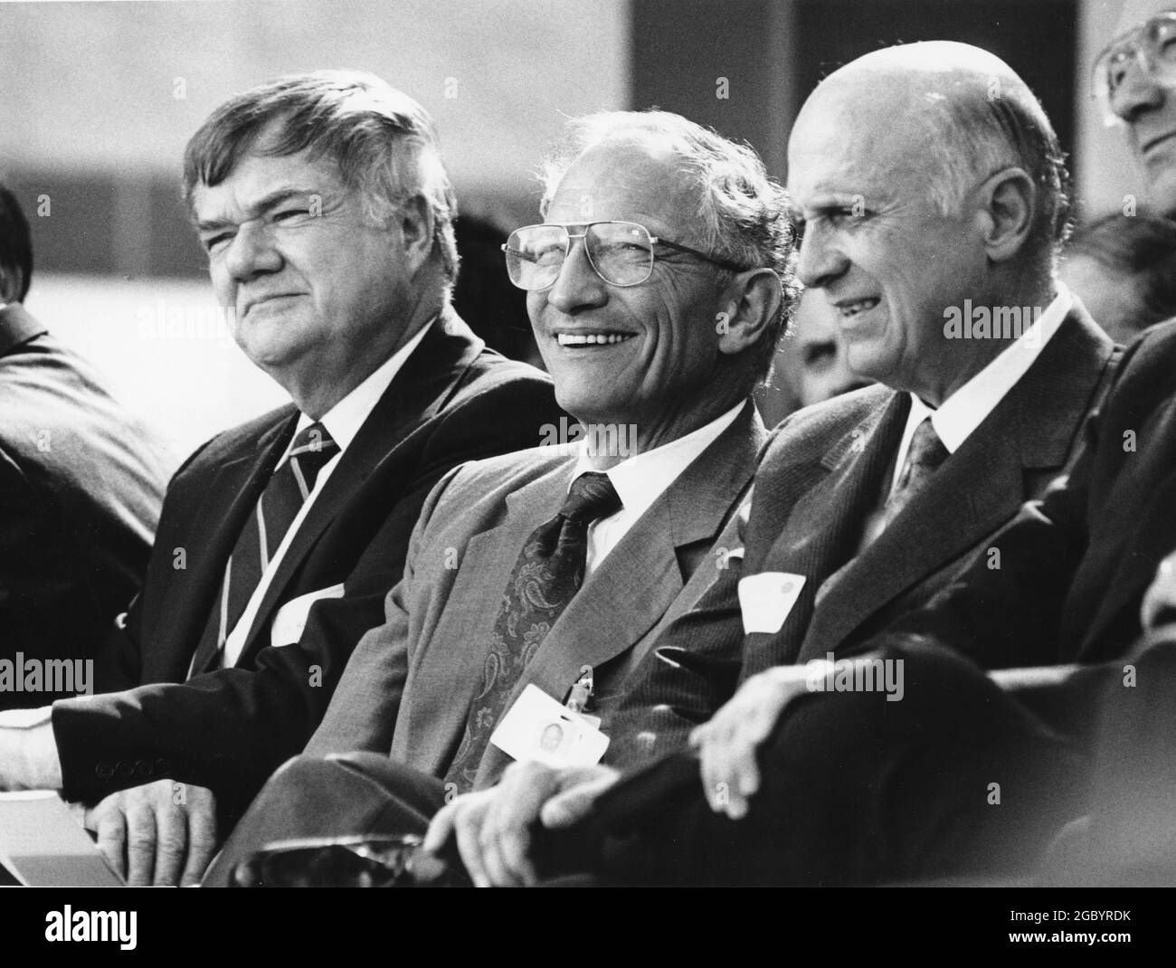 Austin Texas USA, 1987: White male business leaders from central Texas attend groundbreaking ceremony for Sematech research consortium's building in east Austin. Sematech president and CEO Robert Noyce is pictured in the center. ©Bob Daemmrich Stock Photo