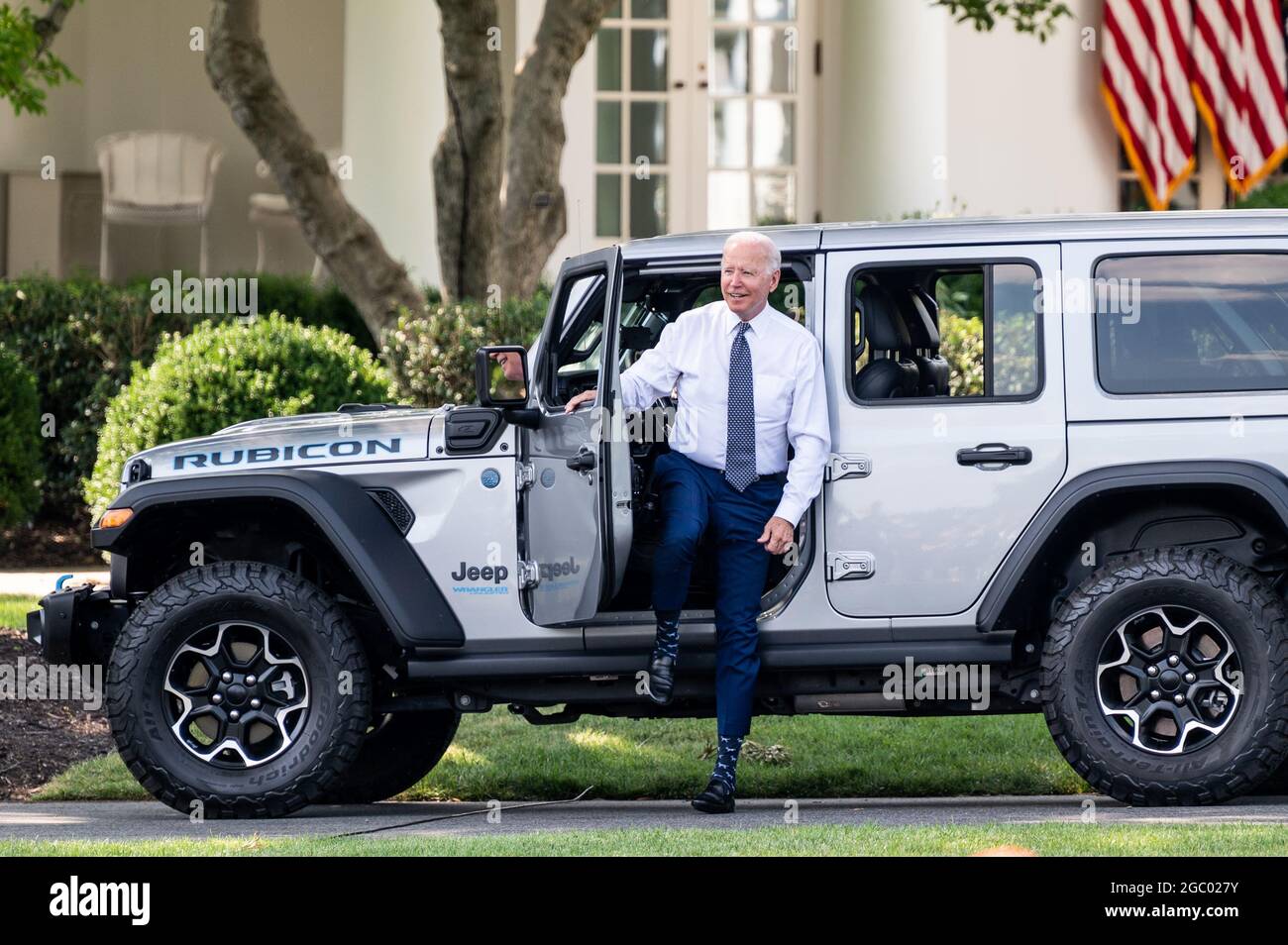 Washington, United States. 05th Aug, 2021. President Joe Biden gets out of a Jeep Wrangler Limited Rubicon 4xE (which he just drove) near the South Lawn of the White House at an Washington, United States. 05th Aug, 2021. President Joe Biden gets out of a Jeep Wrangler Limited Rubicon 4xE (which he just drove) near the South Lawn of the White House at an