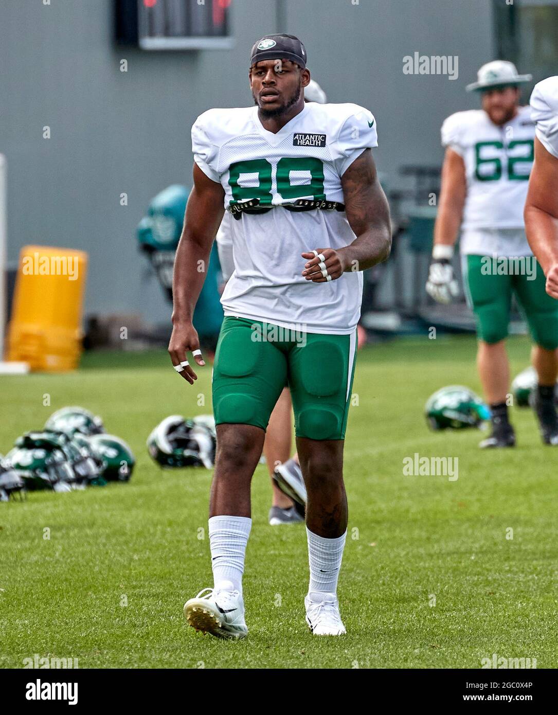 New York Jets tight end Jeremy Ruckert (89) warms up before an NFL